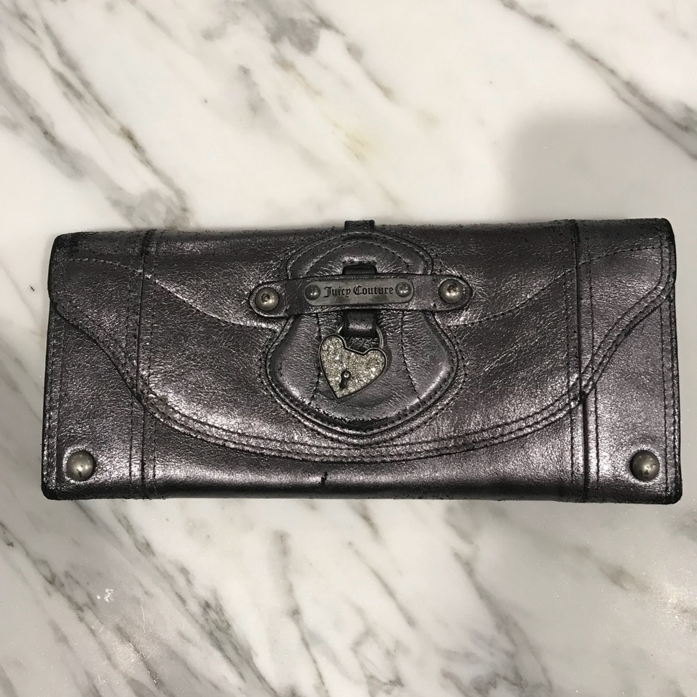 Juicy couture wallet